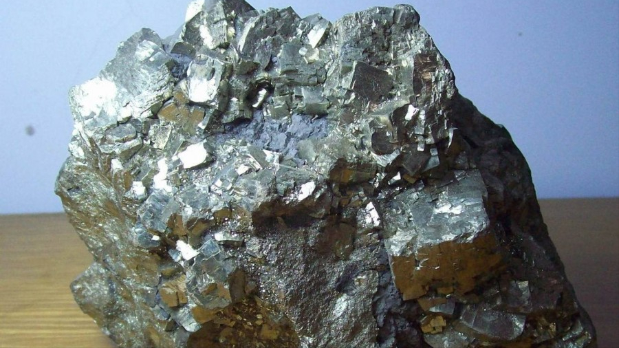 河南發現200億特大型金礦 黃金價格會暴跌嗎？詳解中國金礦與金屬礦石